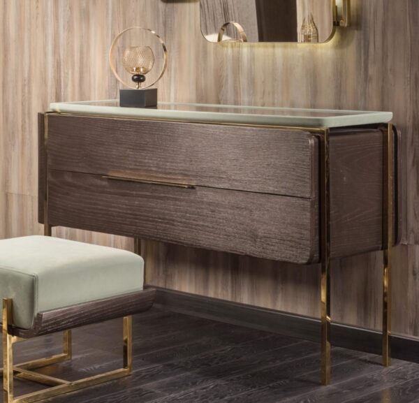 Aura Dresser