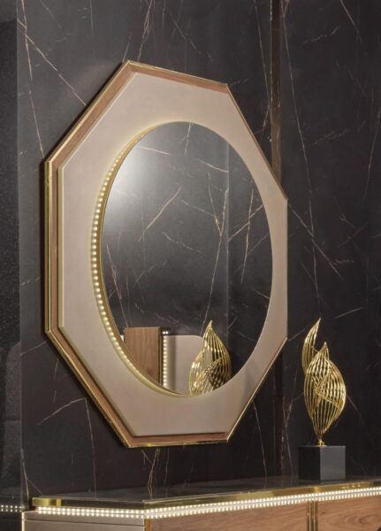 Nova Mirror