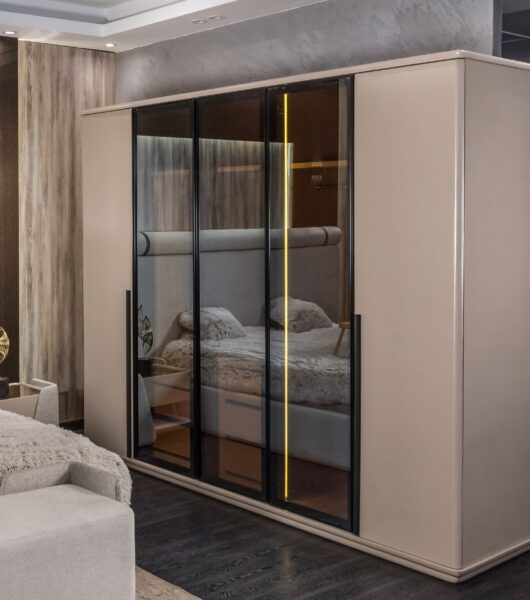 Siena Wardrobe