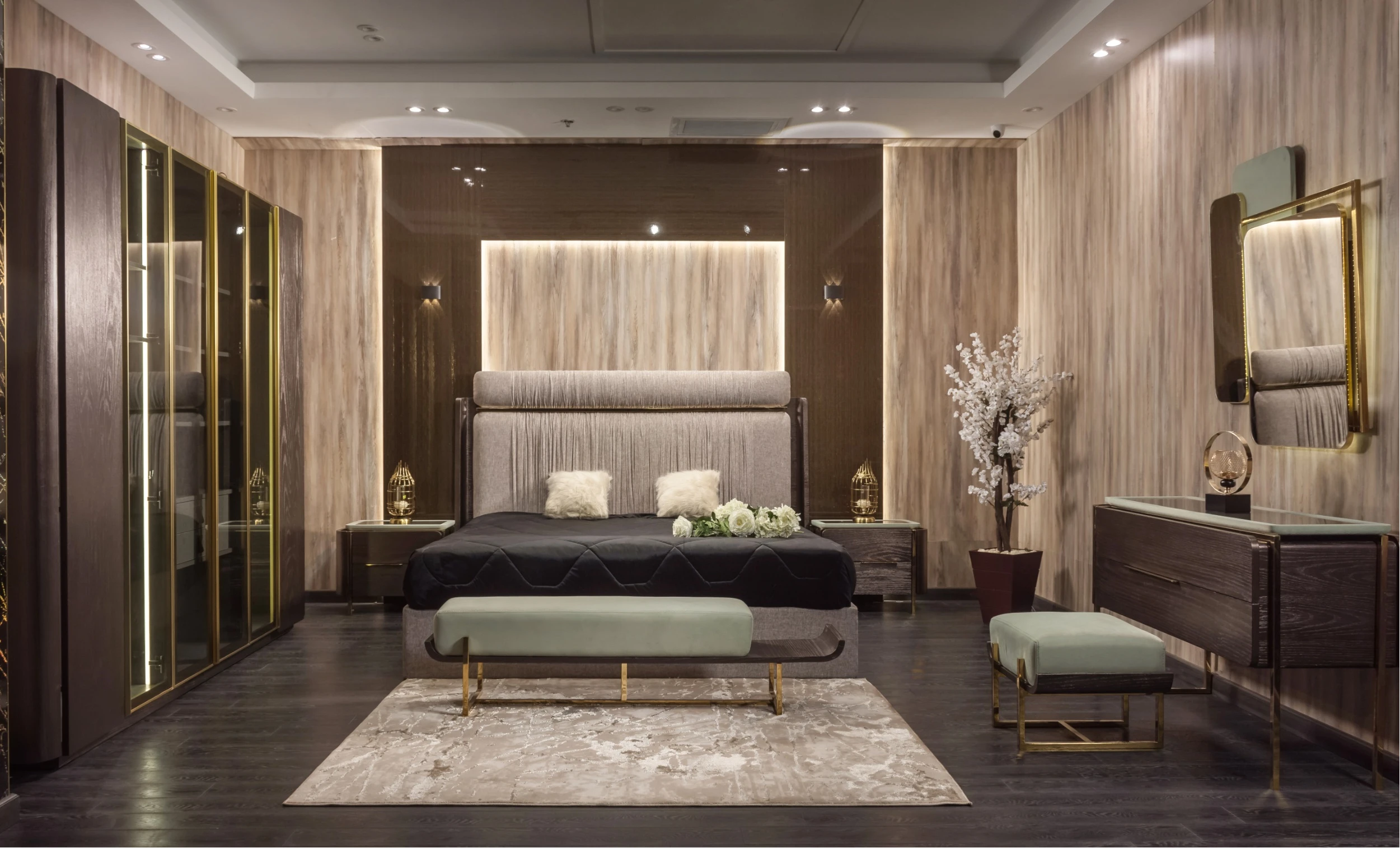 1781879100_1-copy.jpg Master Bedroom Majesty - Image 1