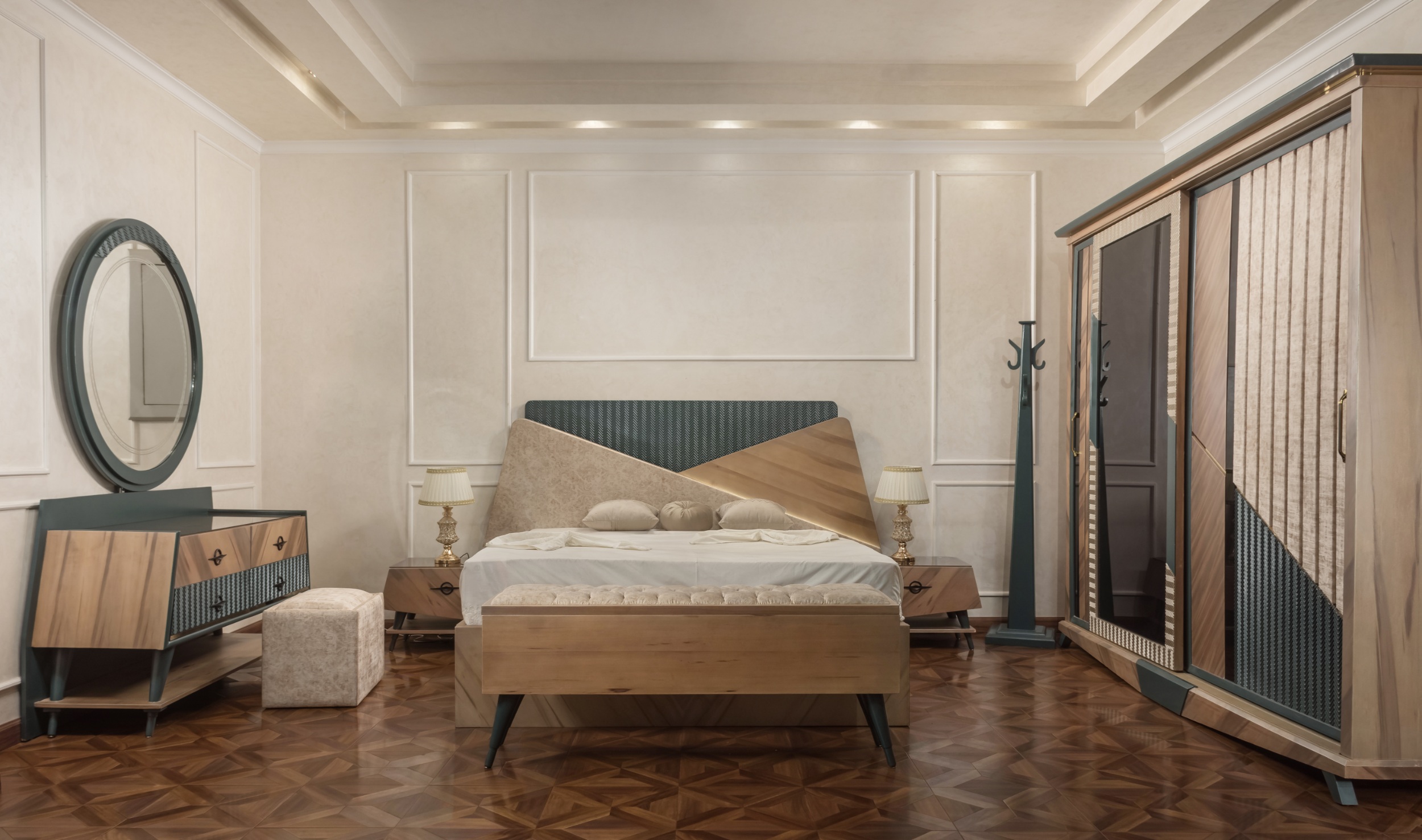 1782057464_27.jpg Stripe Master Bedroom - Image 1